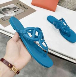 Egerie Flat Sandals Woman Slipper Designer Slides Chain Rubber Black Blue Beach Oran Sandal Fashion Outdoor Flip Flop Versatile Mainstream Shoes 3555