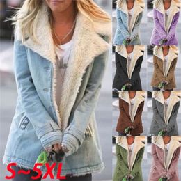 2023 Womens Fashion denim jacket with faux fur lining and flip collar jacket womens warm denim jacket womens winter jacket y240311