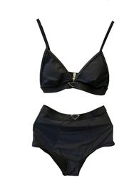 Tasarımcılar Mayo Strappy Womens Cel Tasarımcı İki Parçalı Mayo Takım Setleri Seksi Lüks Yaz Bikinileri Yaz Kayışı Şekline Mimaralar Moda Plaj Giysileri