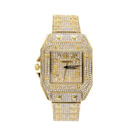 Hochwertige Luxusmenschen Watch Women Hip Hop Roman Skala Quartz Mode Full Diamond Square Dial Hip Watch W4BC