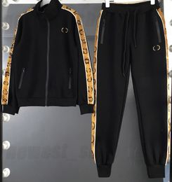 designer brand womens tracksuit suits set jacket sport sweatshirt Cardigan zipper patchwork letter cotton classic geometry black red sweatpants jogger