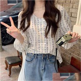 Womens Blouses Shirts Korejepo Fragmented Flower Top Long Sleeved Women Early Spring Korean Chic Shirt 2023 Loose Thin Hong Kong Style Otw86