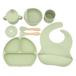 6/7PCS Baby Silicone Feeding Tableware Sets Non-slip Sucker Bowl Dining Plate With Cover Bibs Spoon Fork Sippy Cup Dishes 240322