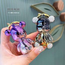 Keychains High-grade light luxury plated diamond bear keychain Fashion girl car key chain exquisite jewelry bag pendant