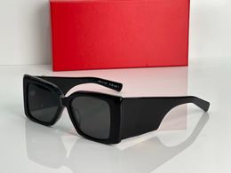 Womens Sunglasses For Women Men Sun Glasses Mens Fashion Style Protects Eyes UV400 Lens With Random Box And Case M0138