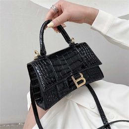 42% OFF Designer bag 2024 Handbags Crocodile pattern handbag for women in cross body with advanced feeling stick underarm handbag niche one shoulder trend