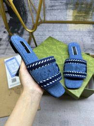 2024 Designerinnen Frauen Denim Blue Slippers Sandalen Leinwand-Abnutzungen Chinesischer Stil Stickerei Casual Flat Slipper 35-42