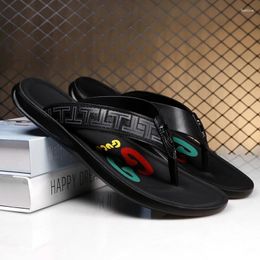 Slippers WAERTA 2024 Handmade Leather Summer Fashion Men's Flip-Flops Outdoor Beach Breathable Comfortable Designer