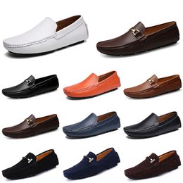 Designer Leather Doudou Mens Casual Driving Shoes Breathable Soft Sole Light Tan Black Navy White Blue Silver Yellow Grey Men's Flats Footwear All-match Lazy Shoe A088