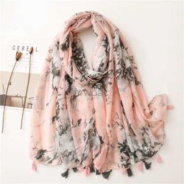 Sarongs 2023 Spanish luxury brand pink retro floral tassel adhesive scarf womens printed shawl and package Pashmina stealing Muslim headscarf 180 * 90cm 24325