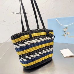 Women Designer ramię B BULKET RAFFIAS Kosz słomy Anram B Fold Shopper B Summer Tloave Travel Cross Body Dufle Clutch Beach BS