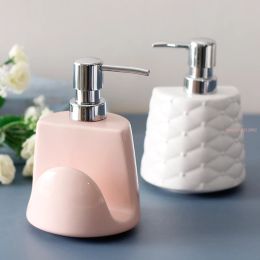 Dispensers 400ml Ceramic Lotion Bottle Heartshaped Soap Dispenser Multifunction Dual Purpose Bottle Sponge Seat Home Shower Gel Container