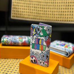 Mens & Mens Luxury Designer Colorful Graffiti Purse Classic Interior Slot Pocket Ladies Pass Card Bag Travel Purse Coin Purse Ipccd