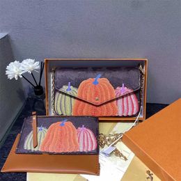 30% OFF Designer bag 2024 Handbags Colorful Printing Flower Envelope Mini Chain Handheld Envelope Single Shoulder Oblique Straddle Small