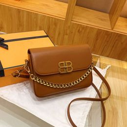 Bag Designer 50% Women's Bags From Popular Brands Bags New High Fashion Simple Bag Womens Shoulder Chain Underarm