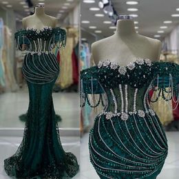 2024 Plus Size Aso Ebi Prom Dresses For Black Women Hunter Green Afton Gowns Off Shoulder Poaded Spets Tassel Beading Formella födelsedagsklänningar Reception GOWN AM587