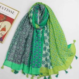 Sarongs 180 * 90cm adhesive womens scarf design with green garden flower tassel shawl and wrapping Pashmina Stole Bufandas Muslim Sjaal 2023 24325