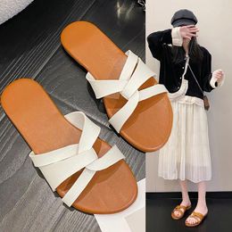 Slippers Shoes Women Casual Rubber Flip Flops Pantofle Low Slides Soft Luxury Hawaiian Summer Flat 2024 Fabric Concise Scandals