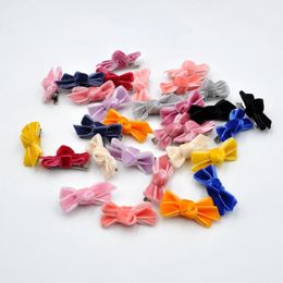 30Pcs/Lot Mini Velvet Ribbon Bow Hair Clips For Baby Girls Cute Toddler Hairpins Kids Children Hair Accessory 240321