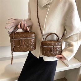 36% OFF Designer bag 2024 Handbags High end Fashion Chain Womens Small Fragrant Wind Lingge Embroidered Thread Large Capacity Box Crossbody Womens