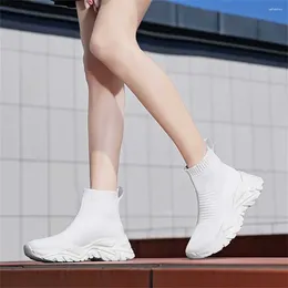 Casual Shoes Rubber Sole Hightops High Quality Flats Sneakers Brand Woman Silver Women's Tennis Sport Footwear Sapatenos Cute