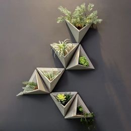 Planters Vintage Nordic Wall Decoration Triangle Flower Ware Restaurant Simulation of Meaty Plants Flower Pot Garden Decoration