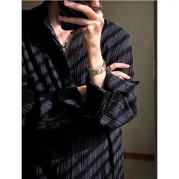 Men's Casual Shirts Korean Style Solid Colour No-iron Men Long-sleeved Spring High-end Concealed Button Trend Niche Texture Shirt