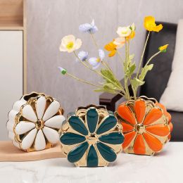 Films Ceramic Vase Flower Shape Golden Bottle Floral Arrangement Accessories Flower Vase Terrarium Home Decoration Accessories