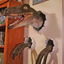 Sculptures Dinosaur Wall Installation Sculpture 3D Blasting Pendant Latex Crafts Wall Breaking Velociraptor with Claw Set Home Decor Gift