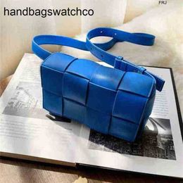 Bottegvenetas Cassettes Bags Crossbody Bag Handbags Wholesale Waist Ins Chest Womens Summer Fashion Leather Blue Chain Woven Bag Designe Wan Urst Ha