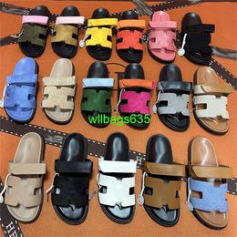 Summer Slippers Chypre Sandals Got It High Version 2024 New Slippers Womens Flat Bottomed Outer Wear Colour Block Two Uncle Slippers Foreign Tr have logo HBJD