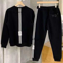 Designer Y3 Hoodie Fashion Yamamoto Y3 Sports Set Autumn Cool Trend Three Bar Fashion Brand Casual Pants Sweater Pants Men's and Women's Matching Two Piece 135