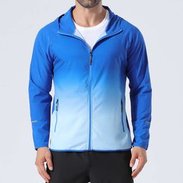 Flash Shipment 2024 Nuova Coppia Sport sulla Pelle Corsa a Maniche Lunghe con Cerniera con Cappuccio Protezione Solare Abbigliamento da Uomo e da Donna Alpinismo all'Aperto Cappotto ad Asciugatura Rapida