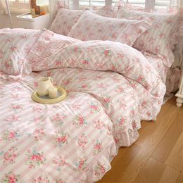 A Simple Style Cotton Bedding Set, Green Korean Double Down Duvet Cover, Floral Pleated Kawaii Bedspread