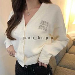 Fashion womens wool sweater designer embroidery knit cardigan miu designer sweaters women woolen jacket V-neck knitwear H-N9776