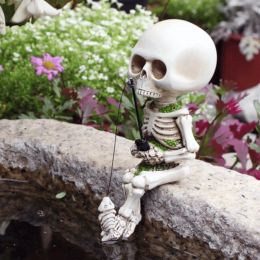 Decorations Fishing Skeleton Garden Accessory Creative Skull Fishing Resin Crafts Ornaments Wholesale Aquarium Flower Pot Decorations