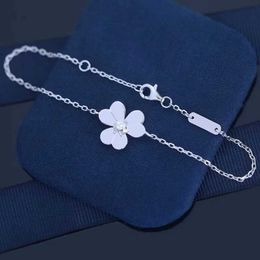 Brand charm GTM.s925 Sterling Silver Van Three Leaf Lucky Grass Bracelet Womens temperament versatile light luxury niche and exquisite handicrafts