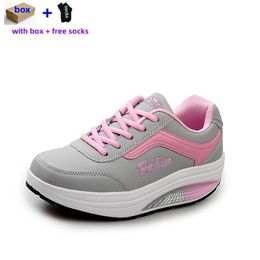 Sneaker designer per scarpe da trekking da donna scarpe da ginnastica femminile Sneakers Mountain Climbing da escursionismo per escursionismo da donna Sport Sport Scarpe di grandi dimensioni Pice Compeitiva Articolo n.8391