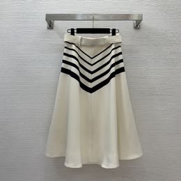 Striped webbing with contrasting color patchwork, high waist, slimming effect, large hem, long skirt with added waistband