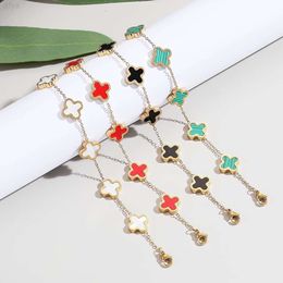 Four Leaf Clover Titanium Steel Plated 18k Gold Womens Christmas Lucky Bracelet Fashion Girls Jewelry Gift Wholesale