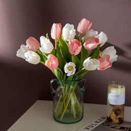 11pcs Real Touch Tulip Artificial Flower Silk Bouquet Home Living Room Wedding Decoration Tulips Fake Flowers Home Garden Decor 240322