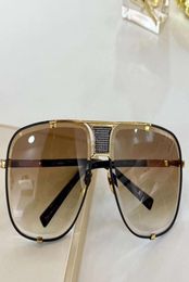Men 2087 Sunglasses Gold Black Frame and Brown Gradient Lens Mens Fashion Square Sunglasses des lunettes de soleil New with box1009212