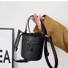 South Korea mlb perfume bag bucket bag new shoulder bag messenger bag ny letter bag nano embossed matte hand