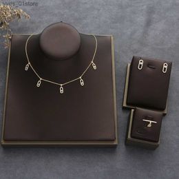 Earrings Necklace Tren Daintys initial necklace and earring set is stackable and suitable for female girlfriends wives gift pendants and Muji Moda HXN013 L240323