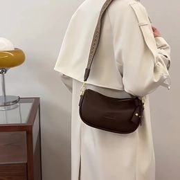 Senhora sacos de couro de luxo senhora design bolsas para senhoras moda bolinho sacos elegantes simples zíper nas axilas sacos versátil saco de ombro único yfa2116