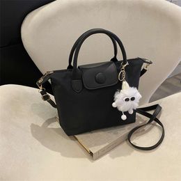 Factory Shoulder Bag Store Free Shipping Small and Trendy for Autumn 2024 New Womens Crossbody Personalized Handbag0AS9