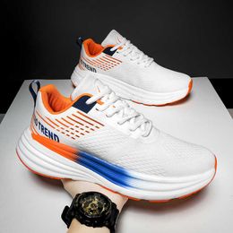 New Spring and Autumn Flying Weaving Sports Running Shoes Men's Women's Trendy Lightweight Breathable High School Entrance Examination Track Field Shoes