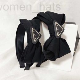 Headbands designer Black multi layer Wide brim butterfly headband new women Vintage style pleated hair band design brand luxury Jewellery autumn High end clips 2NVY