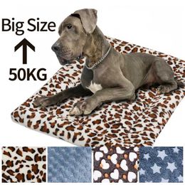 kennels pens Big Size Pet Sleeping Mat Warm Dog Bed Soft Fleece Pet Blanket Puppy Sleep Mat Lovely Mattress Cushion For Large DogsL2404
