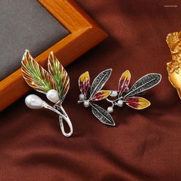 Brooches Morkopela Vintage Enamel Leaves For Clothes Woman Man Rhinestone Flower Pin Accessories